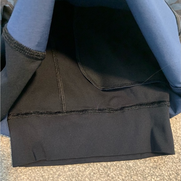 Lululemon T.H.E. Short 9” with Nulux Liner - great condition! - Picture 7 of 8